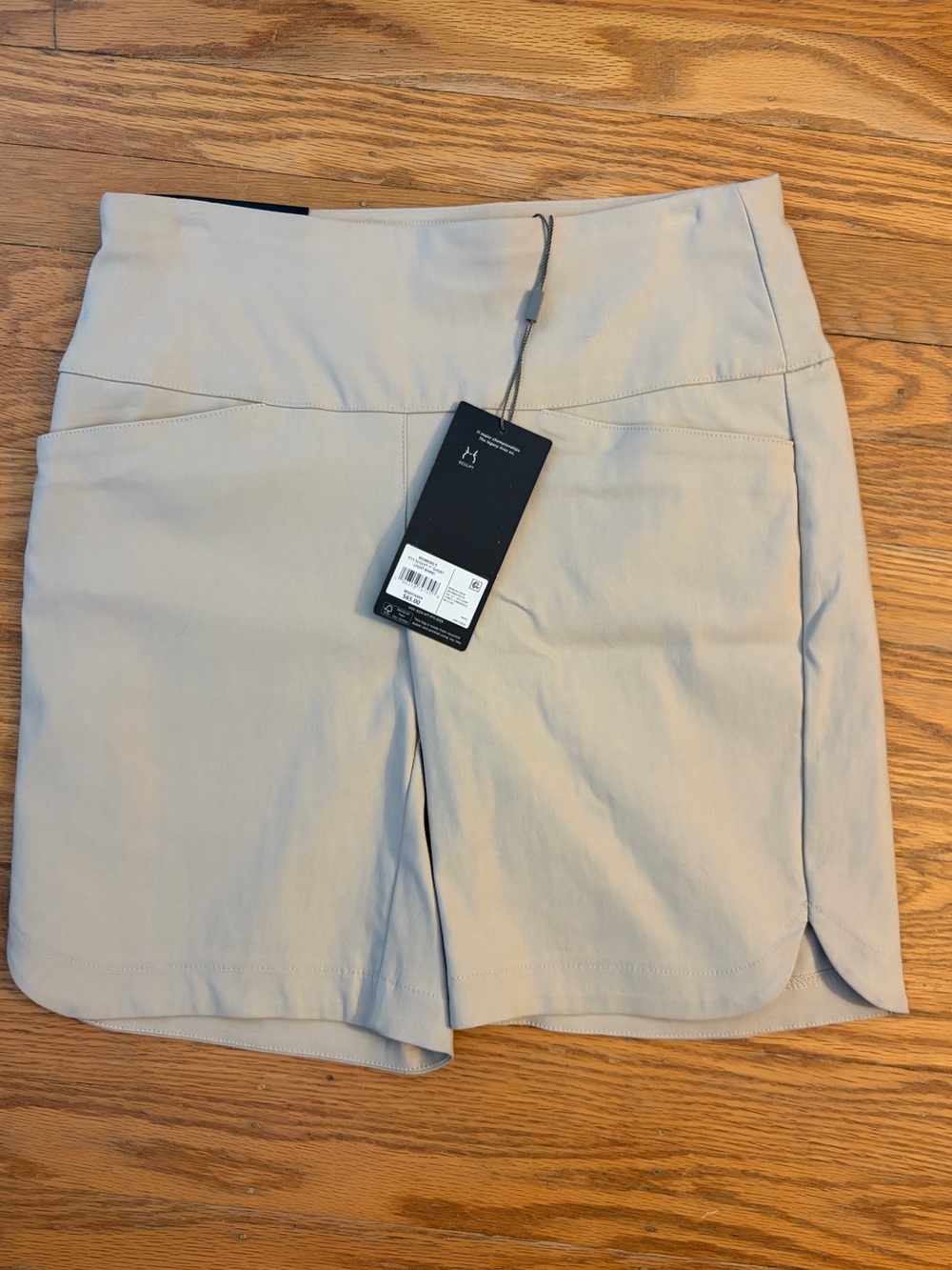 NWT Lady Hagen performance Sculpt Pull on Shorts - S
